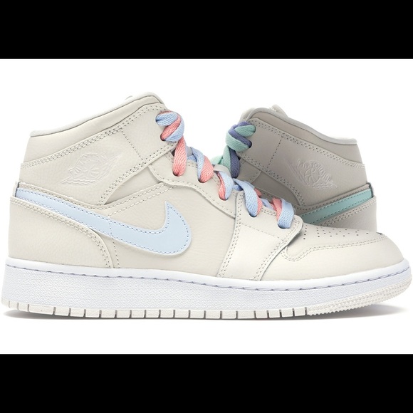 Jordan 1 Mid Swoosh Nike